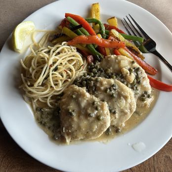 Macaluso's Italian Restaurant - POLLO PICCATA - Italian Near Me - Ruston, Washington
