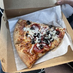 Polisenos' Pizza