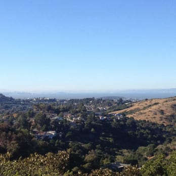 Len Turner Memorial Vista Point - Vista Point - Landmarks & Historical Buildings Near Me - Belmont, California