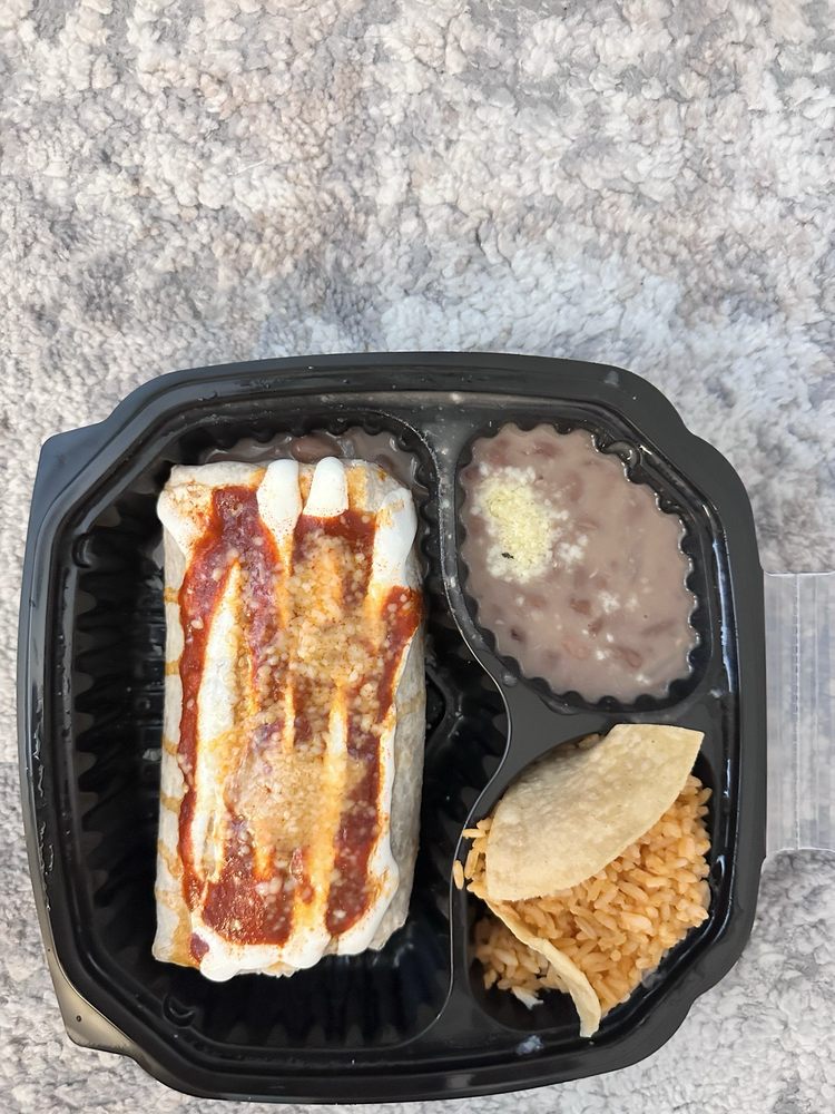 Social spots from Mi Casa Mexican Restaurant