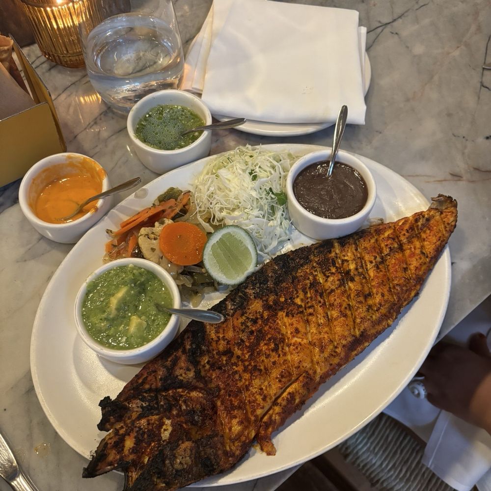 Este - Sea bass - Seafood Near Me - Austin, Texas Este - Sea bass - Seafood Near Me - Austin, Texas