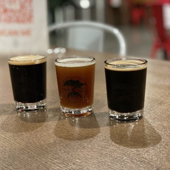 Smog City Brewing - 3 tasters: Coffee Porter, Is Ticking Clock, Bourbon Barrel O.E. - Breweries Near Me - Glendora, California Smog City Brewing - 3 tasters: Coffee Porter, Is Ticking Clock, Bourbon Barrel O.E. - Breweries Near Me - Glendora, California