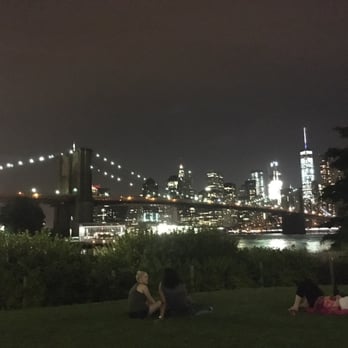 Brooklyn Bridge Park - The view. And some lovers - Parks Near Me - Brooklyn, New York Brooklyn Bridge Park - The view. And some lovers - Parks Near Me - Brooklyn, New York