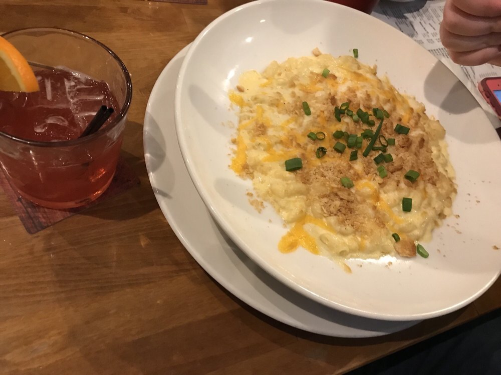 THE NEW WORLD TAVERN 79 Photos & 184 Reviews Gastropubs 56 Main St, Plymouth, MA