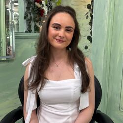 Maksou Dry Cut - Beautiful Mia with her makeup ready for Graduation picture :)