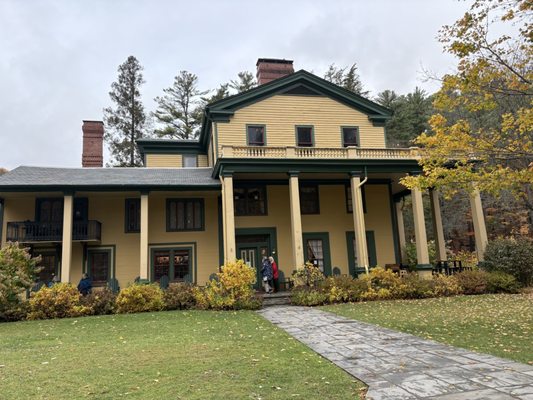 Glen Iris Inn by null