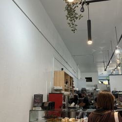 Cafe Zoe & Neighborhood Pizza Guy - Entrance