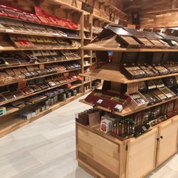 Smokeclaire Tobacco - Cigar Room