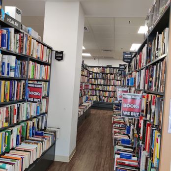 BookOff - Very organized! - Used Bookstore Near Me - Honolulu, Hawaii BookOff - Very organized! - Used Bookstore Near Me - Honolulu, Hawaii