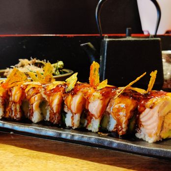 Ozumo - Uzumaki with chilli flakes - Izakaya Near Me - San Jose, California Ozumo - Uzumaki with chilli flakes - Izakaya Near Me - San Jose, California