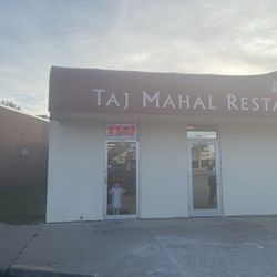 Taj Mahal Cuisine of India