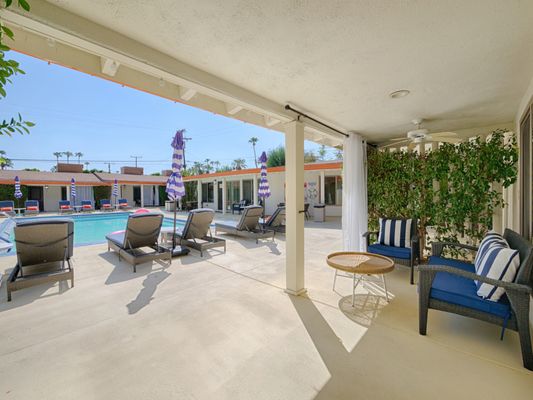 Little Paradise Hotel by null