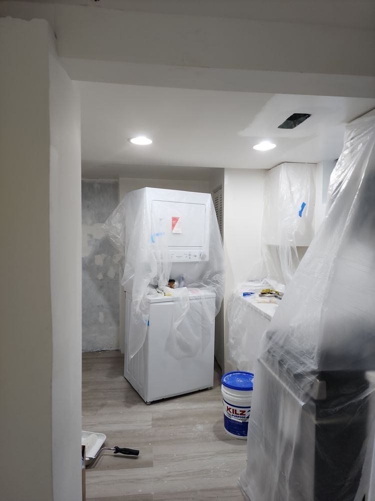 Slide of Salazar Construction