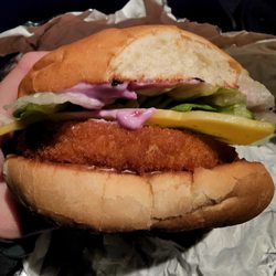Vegan coleslaw crispy chickun burger
