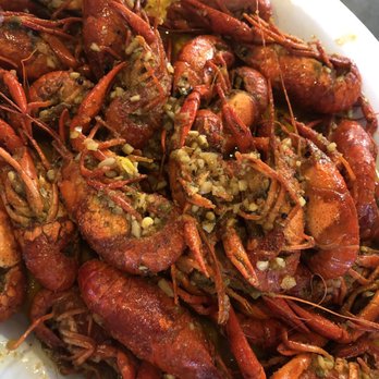 Deckhand Oyster Bar - crawfish - Seafood Near Me - Austin, Texas