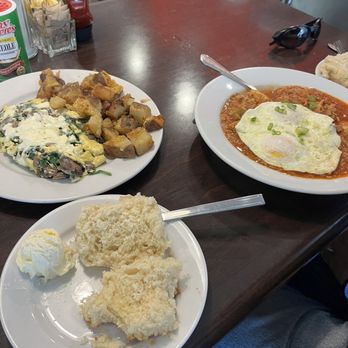 Cajun Kitchen Cafe - Crazie Shirley's , Biscuit, Jambalaya & Eggs - Cajun/Creole Near Me - Santa Barbara, California