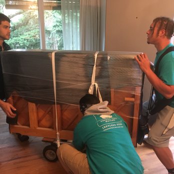 Oregon Trail Moving - Movers Near Me - Portland, Oregon Oregon Trail Moving - Movers Near Me - Portland, Oregon