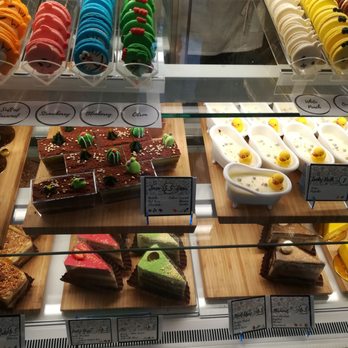 Daan Go Cake Lab - Macarons Near Me - Toronto, Ontario