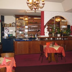 kostas taverne