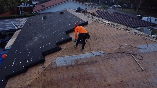 Slide of HD Contracting