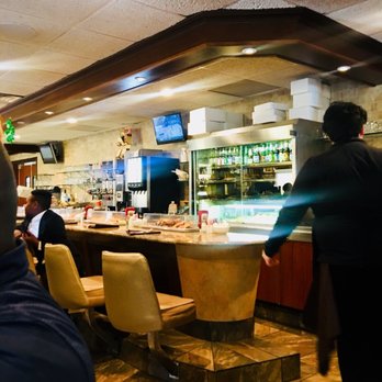 Mark Twain Diner Restaurant - The bar - Diners Near Me - Union, New Jersey