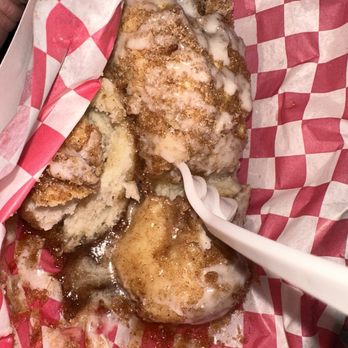 Chad's Winter Wonderland - Hot and fresh cinnamon bread - Local Flavor Near Me - Lebanon, Tennessee