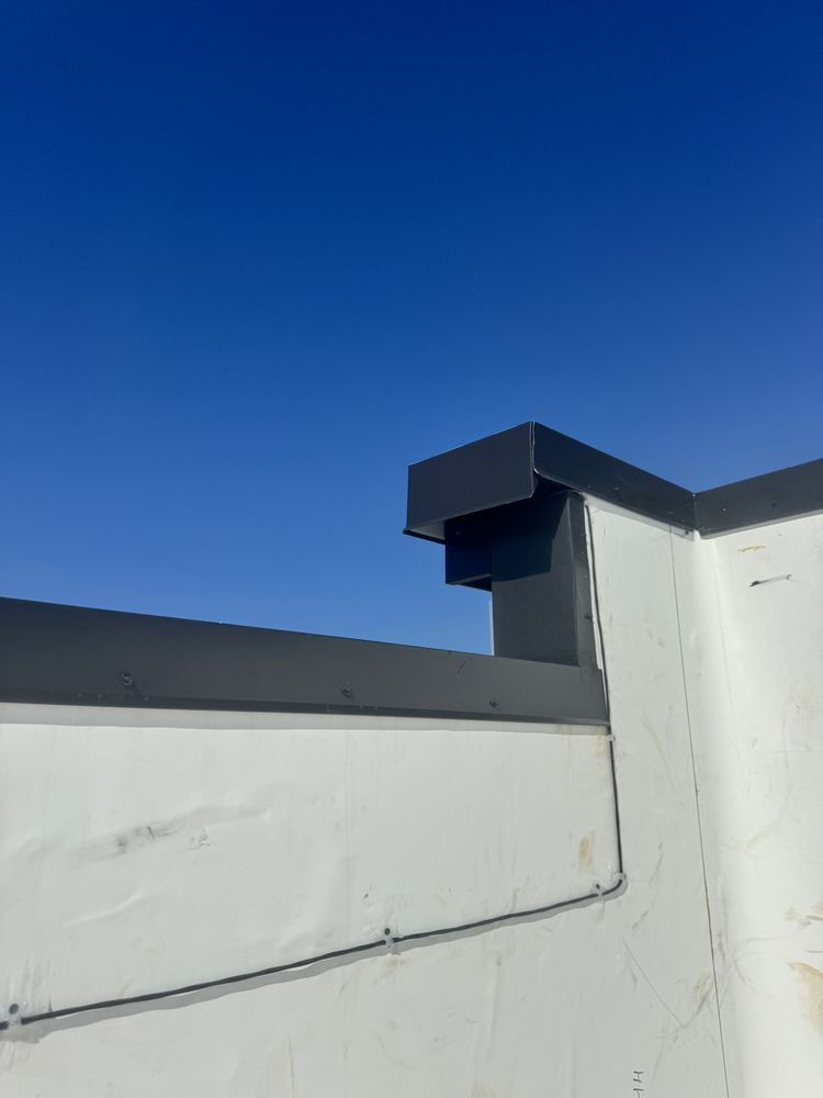 Slide of I Gotta Guy Roof Repairs