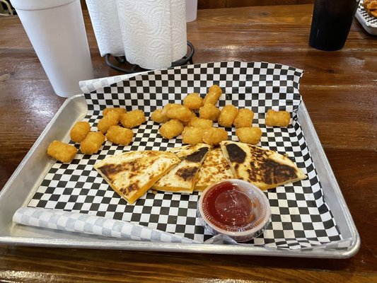 Dalton's Sports Grill by null