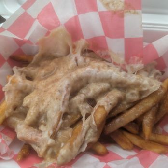 Nellies pizza - Vegan Poutine - Chicken Wings Near Me - Myrtle Beach, South Carolina