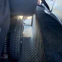 GMTCare - Wheels floating in the air
