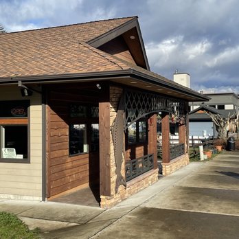 Brigham Fish Market - The Restaurant - Seafood Markets Near Me - Cascade Locks, Oregon Brigham Fish Market - The Restaurant - Seafood Markets Near Me - Cascade Locks, Oregon