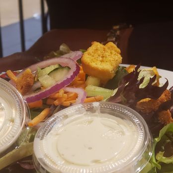 8oz. Burger Bar - Garden salad - Burgers Near Me - Bossier City Bossier City, Louisiana 8oz. Burger Bar - Garden salad - Burgers Near Me - Bossier City Bossier City, Louisiana