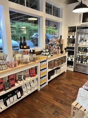 Kitchen & Market by null