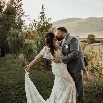 Hidden Hollow - newlyweds - Venues & Event Spaces Near Me - Reedley, California Hidden Hollow - newlyweds - Venues & Event Spaces Near Me - Reedley, California