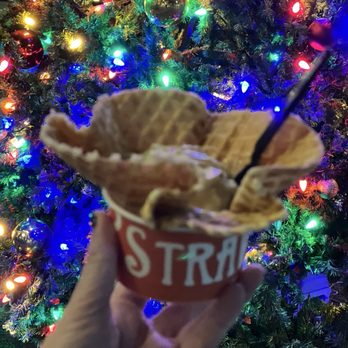 Uptown Plaza - Salt & Straw - Shopping Centers Near Me - Phoenix, Arizona