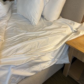 Suncadia Resort - This is how my bed was made, once I pulled back the covers.... doesnt look made does it? - Resorts Near Me - Cle Elum, Washington Suncadia Resort - This is how my bed was made, once I pulled back the covers.... doesnt look made does it? - Resorts Near Me - Cle Elum, Washington