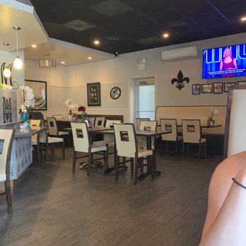 Pho Michael - Dining area - Vietnamese Near Me - Metairie, Louisiana Pho Michael - Dining area - Vietnamese Near Me - Metairie, Louisiana