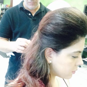 Oscar Salon and Spa - The wizard doing his magic. - Hair Salons Near Me - Miami, Florida Oscar Salon and Spa - The wizard doing his magic. - Hair Salons Near Me - Miami, Florida