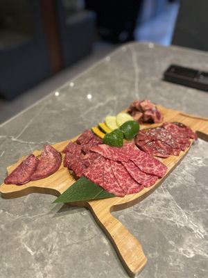 Ishoni Yakiniku by null