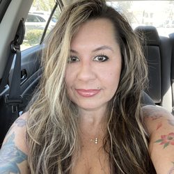 Jade Beauty Lounge - Your favorite Redken Certified Haircolorist and owner of Jade Beauty Lounge