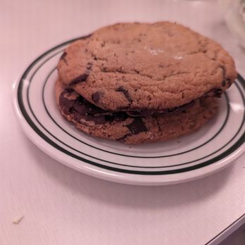 MONTAGUE DINER - Updated May 2024 - 31 Photos & 26 Reviews - 148