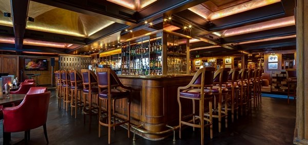 Funky Claude's Bar by null