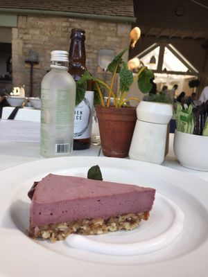 Daylesford Organic by null
