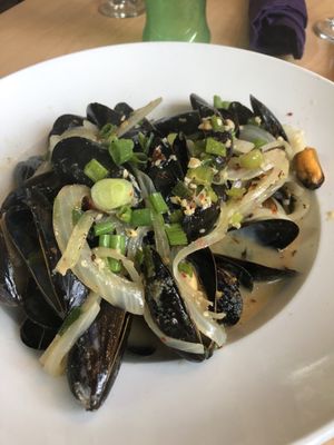 Sly Fox Den Too Charlestown by null