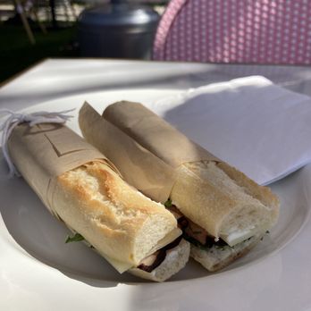 Le Cafe Plage - Coffee & Tea Near Me - Santa Monica, California Le Cafe Plage - Coffee & Tea Near Me - Santa Monica, California
