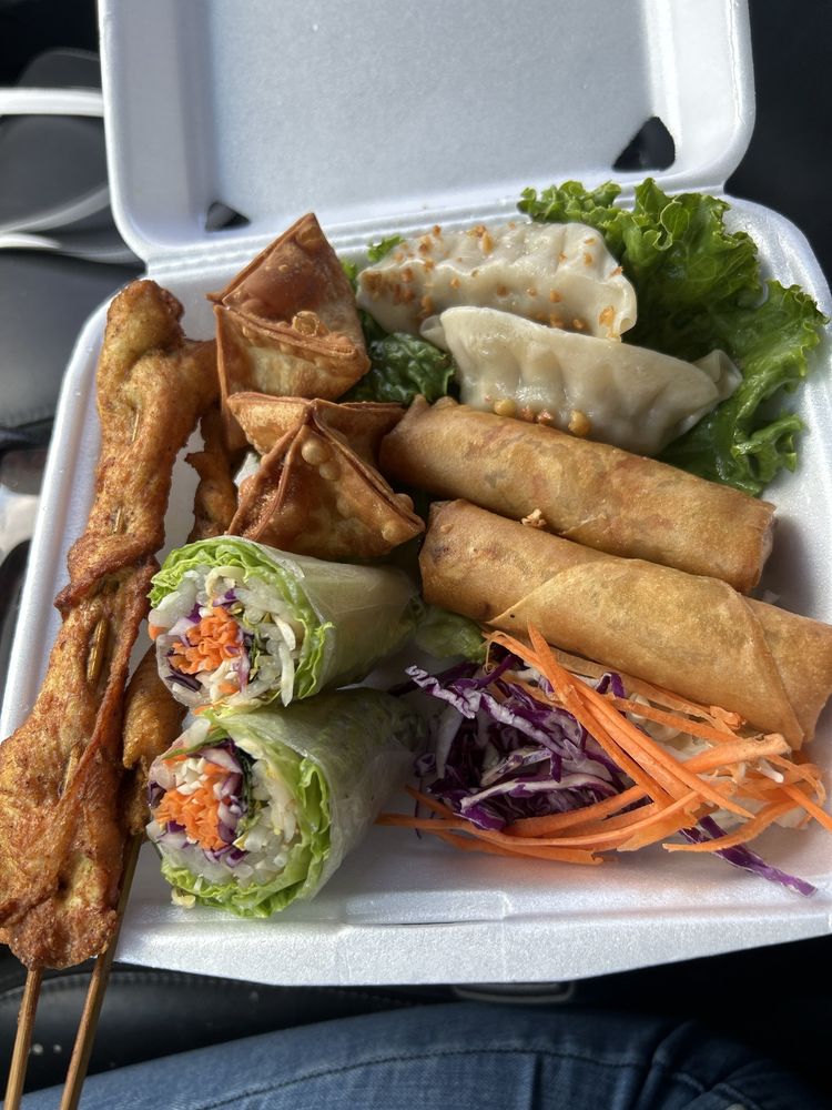 Aroy Dee Thai Cafe
