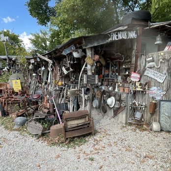 Hillbilly Hot Dogs - Exterior/things to look at - Burgers Near Me - Lesage, West Virginia