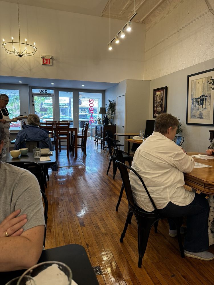 BONNECHERE BAKERY Updated October 2024 15 Photos 258 Raglan