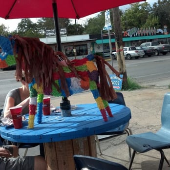 The Vegan Nom - Vegan Near Me - Austin, Texas