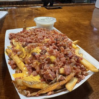 Daytona Taproom - Drunken fries - Beer Bar Near Me - Daytona Beach, Florida
